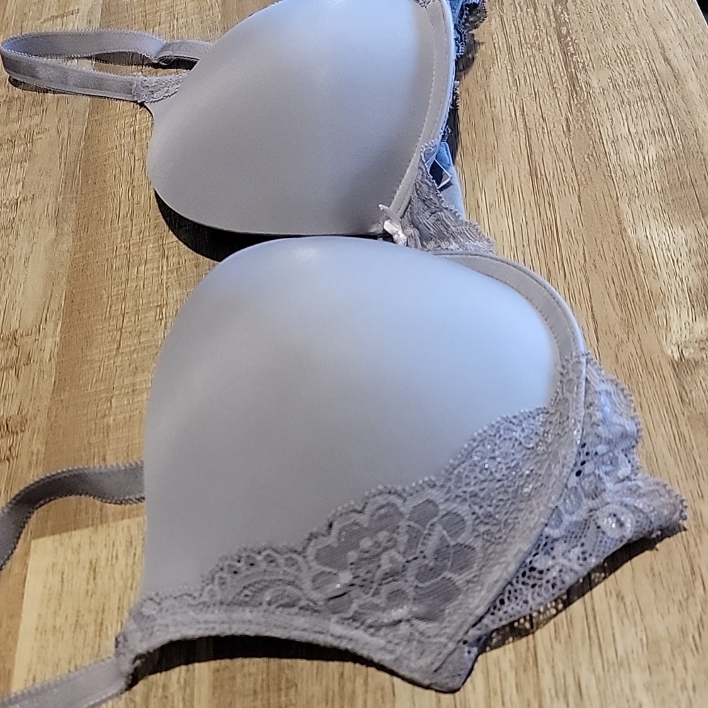 ๐ VS Dream Angels Push-Up bra - Picture 2 of 11